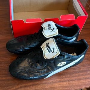 Men’s Puma King soccer shoes